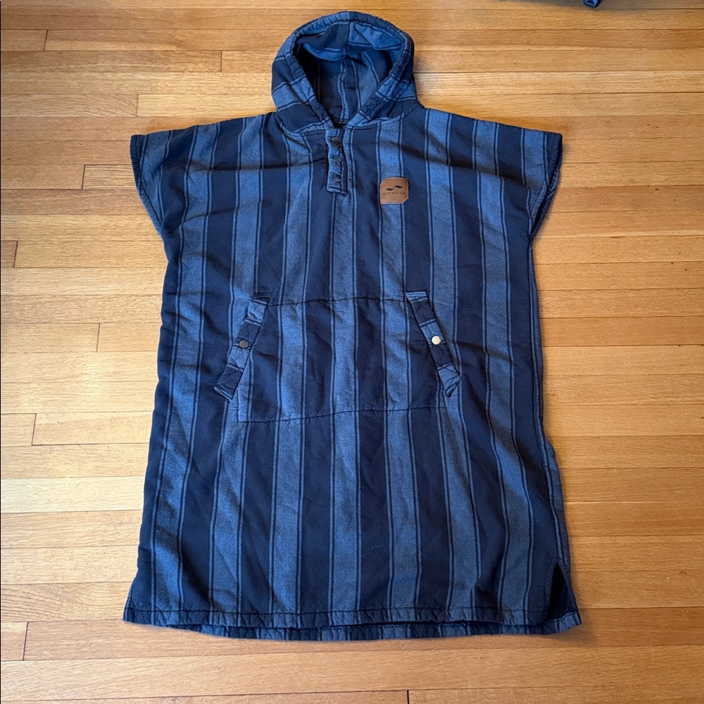 Slowtide The Digs Extra-Warm Changing Poncho - image 1